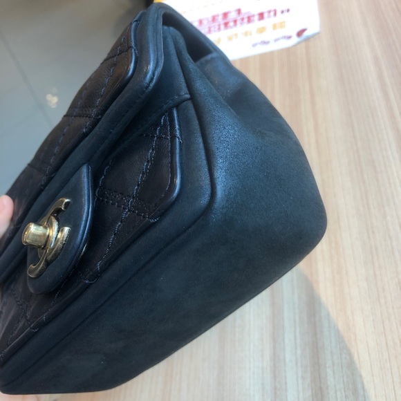 Chanel Sheriff’s Star Mini Classic Flap Bag - Picture 6 of 11